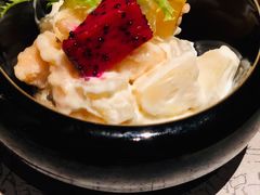 凤梨虾球-穹六人间 people 6(岳阳路店)