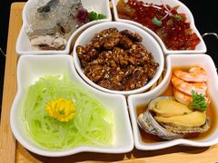 前菜五拼盘-RIVIERA 松鹤楼(外滩店)