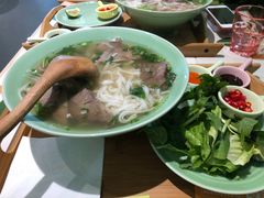 -越弥越南传统美食馆