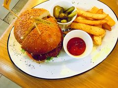 -HELLO 27 意面·沙拉·帕尼尼