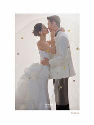 点击看大图 -至臻微拉婚纱摄影