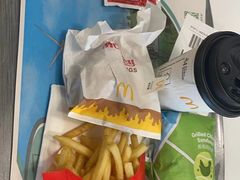 -麦当劳(中山公园龙之梦店)