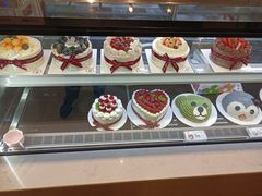 -花花卷卷·鲜食蛋糕(静安久光百货店)