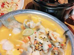 -隔壁老王·家常云南菜(花巷店)