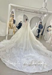 -艾米丽婚纱礼服