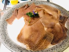 -左庭右院鲜牛肉火锅(金山万达店)
