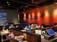 大堂-里岛烤鱼(东港凯虹广场店)