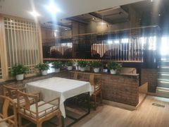 -鄱阳湖·江西小炒·瓦罐煨汤(五道口店)