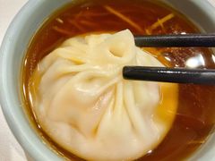 -馋三尺蟹粉小笼(人民广场店)