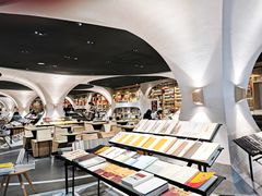 -钟书阁(珍园店)