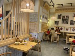 大堂-舌尖尖传统小吃(万达店)