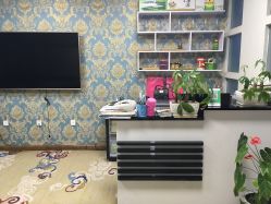 -阿茹娜美容会馆