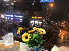 -鑫悦楼煎蟹·16年海鲜大排档