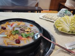 -九寨沟特色牦牛肉汤锅