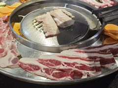 -哈哈碳都·牛肋条无限自助烤肉(宝龙店)