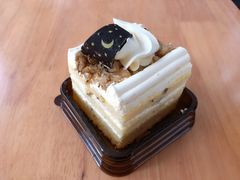 -红宝石·鲜奶小方·海派西点房(南丹店)