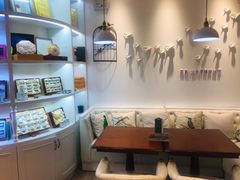 -燕庭·纯燕窝·甜品下午茶(南京西路店)