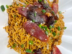 腊肠炒面-香港池仔记肠粉王(博多新记襄阳南路店)