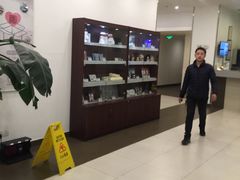 -莫泰酒店(上海虹桥北新泾地铁站天山路店)