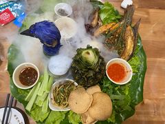 -沐毫傣泐云南菜孔雀宴•手抓饭傣味烧烤(曼听公园店)