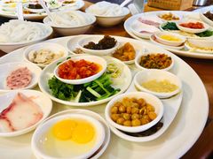 -桥馫源蒙自过桥米线(蒙自店)