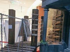 -暴风岛沉浸式体验馆(百联世纪店)