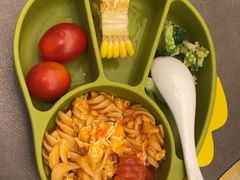 -锅飘飘·东北铁锅炖(雨花客厅店)