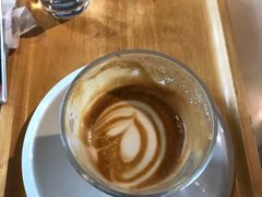 左翼拿铁-sugarman espresso素饮糖人高新咖啡工厂