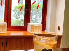 -SAFARI COFFEE