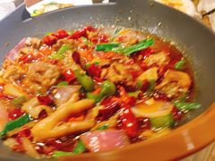 -兔行天下-鸿鹤鲜锅兔(中海国际店)