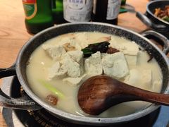 -吃饭皇帝大土家民族菜(正大广场店)
