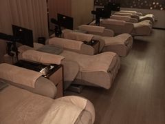 -裕龙汤泉