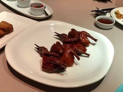 脆皮妙龄鸽-新荣记(椒江店)