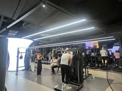 -超鹿运动(五四路恒力城店)