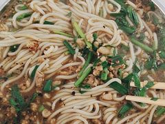 -正宗杨记普洱酸醋米线(总店)