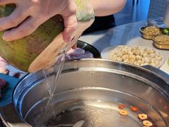 -三个椰子·现砍椰子鸡(金源CBD店)