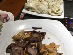 -马路边上·小海鲜烧烤(八一路店)