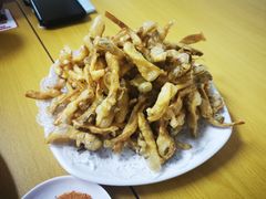 干炸鲜蘑-屋里家延边朝鲜族冷面(南园店)