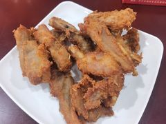 -岛中岛·海鲜大排档·万宁老字号(东澳店)