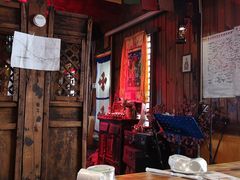 -藏地尼西黑陶餐馆.藏餐.酒馆