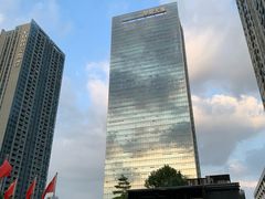 -星巴克臻选(惠州华贸天地1楼店)