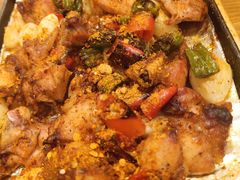 -老东镇啤酒屋海鲜加工·蒸汽海鲜·海鲜烧烤(台东店)