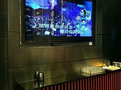 -蓝色派对KTV(聚然广场店)