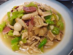 -蔼若春.传承三十年云南菜(金碧公园店)