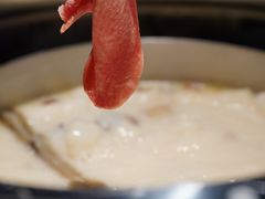 雪花牛舌-煲宫猪肚鸡(晶品店)