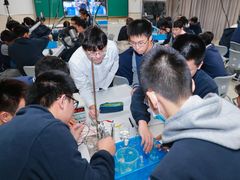 -上海市曹杨第二中学