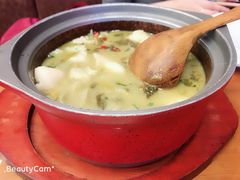 -周鱼小馆石锅酸菜鱼(活力汇店)