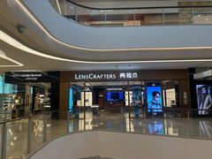 -LensCrafters亮视点·OAKLEY精选(静安嘉里中心店)