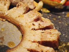 招牌厚切猪五花-三肥两瘦烤肉(鹿城店)