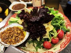 -万里闯关东铁锅炖菜馆(高新旗舰店)